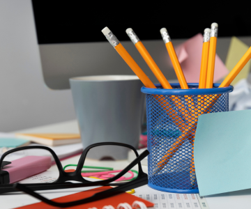 Arbeitsplatz Ausstattung: Die vollständige Checkliste für Büro und Team