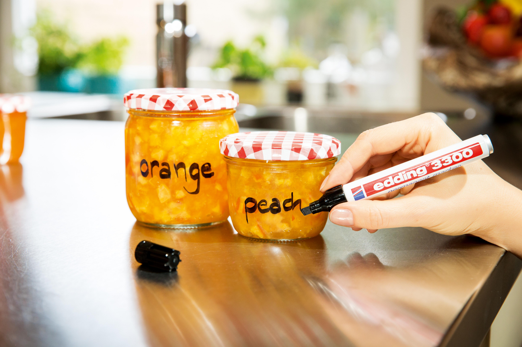 edding Permanentmarker 3300 – mit variabler Keilspitze - Wiepa Bürofachpartner