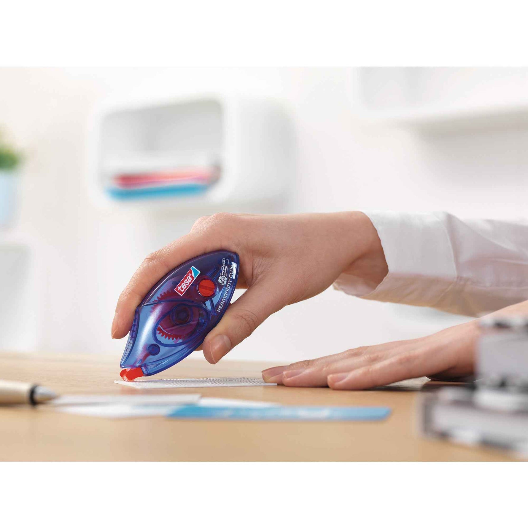 tesa® Kleberoller permanent