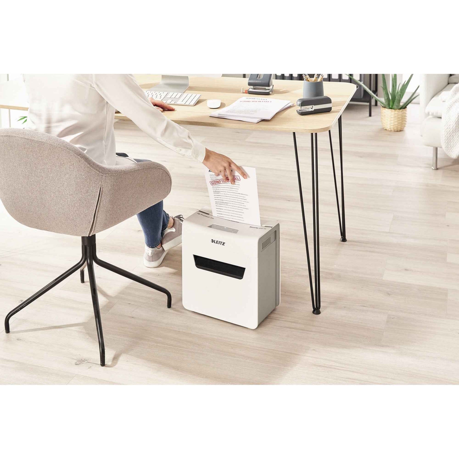 Leitz Aktenvernichter IQ 3M Protect Premium