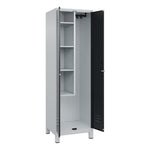 C+P Putzmittelschrank Classic PLUS mit Standfuß lichtgrau – Produktbild 6