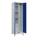 C+P Putzmittelschrank Classic PLUS mit Standfuß lichtgrau – Produktbild 4