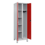 C+P Garderobenschrank Classic PLUS mit Standfuß – Produktbild 3