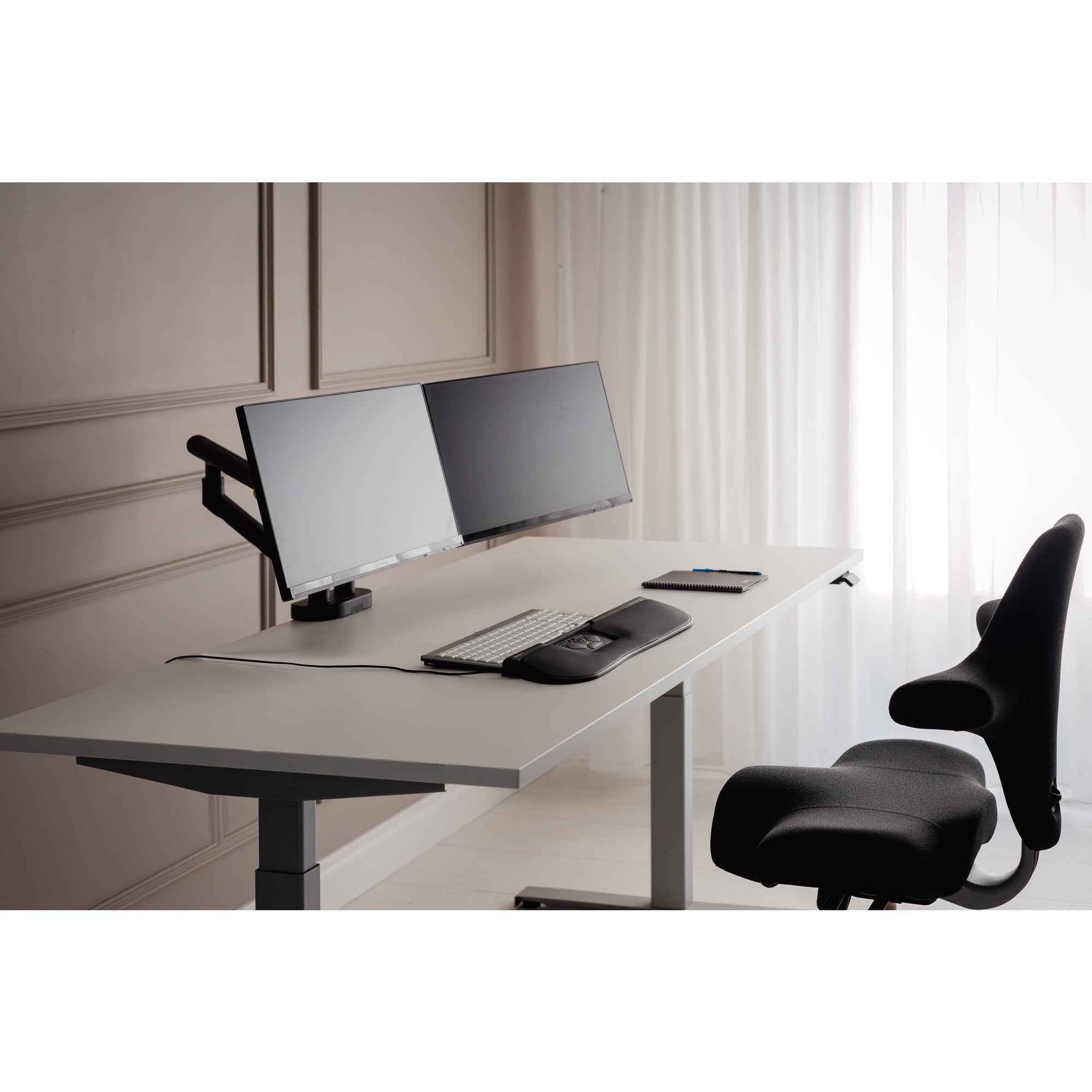 BakkerElkhuizen Monitorschwenkarm BE Flexible Dual
