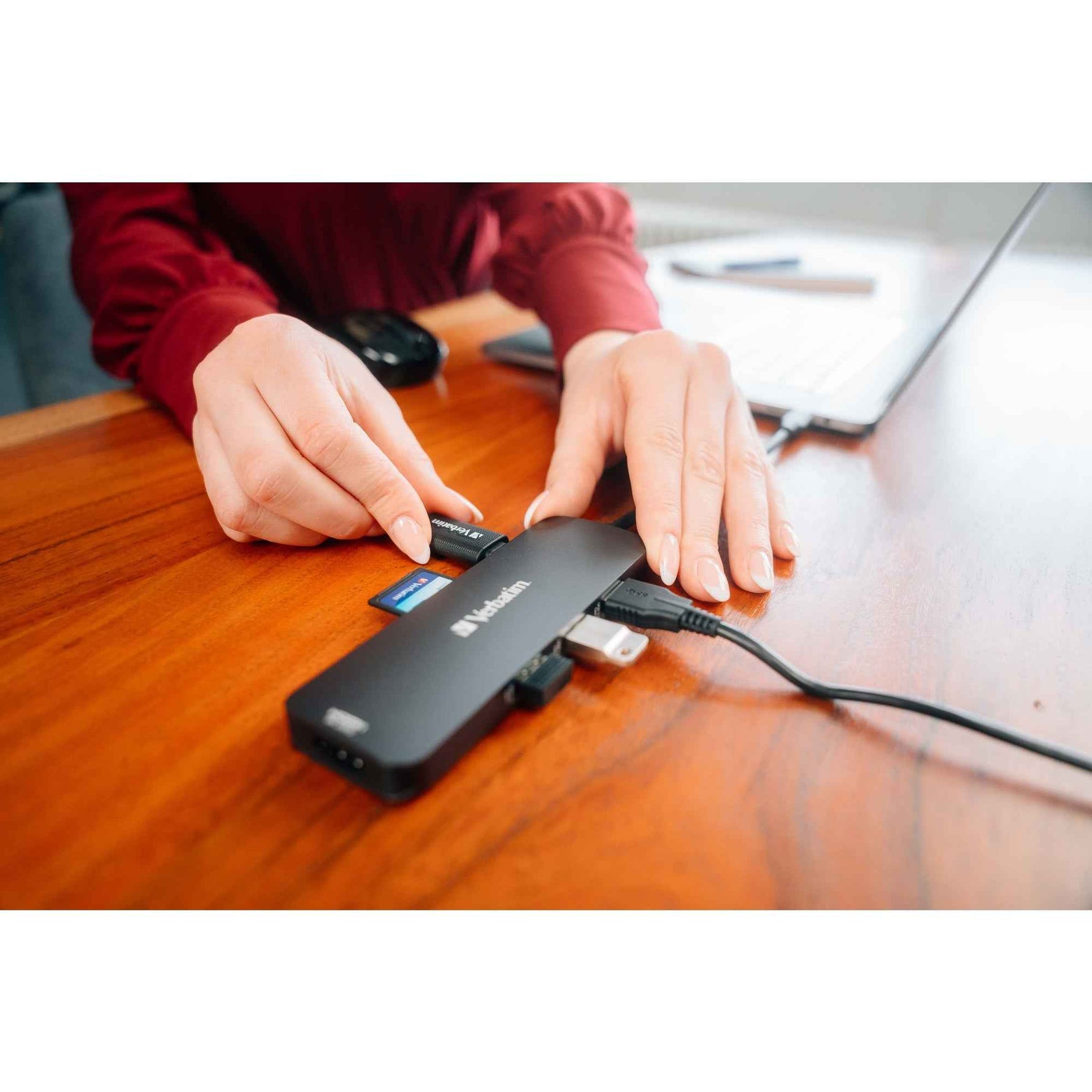 Verbatim USB-Hub CMH-08 85 W