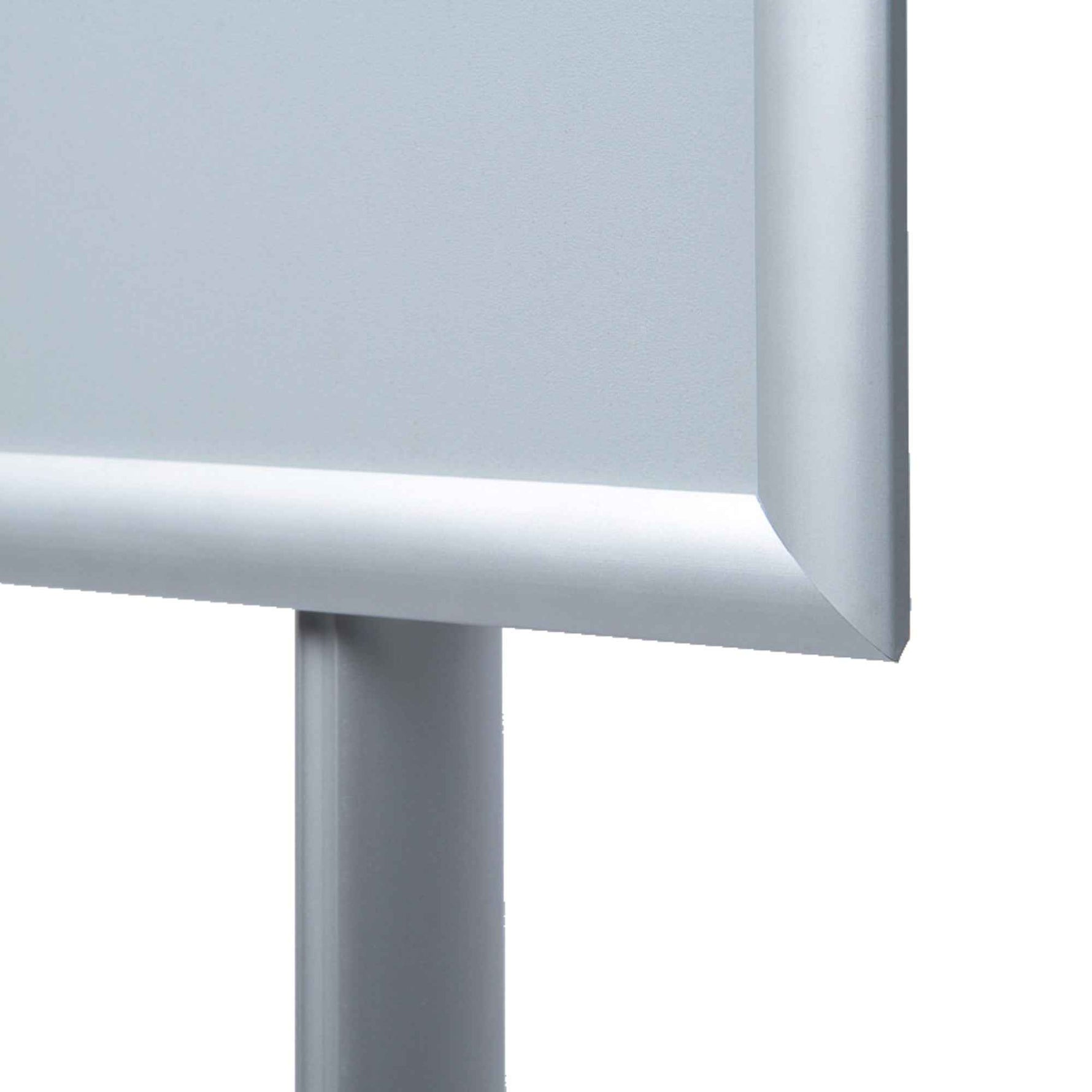 Showdown® Displays Infodisplay Design Standard DIN A4