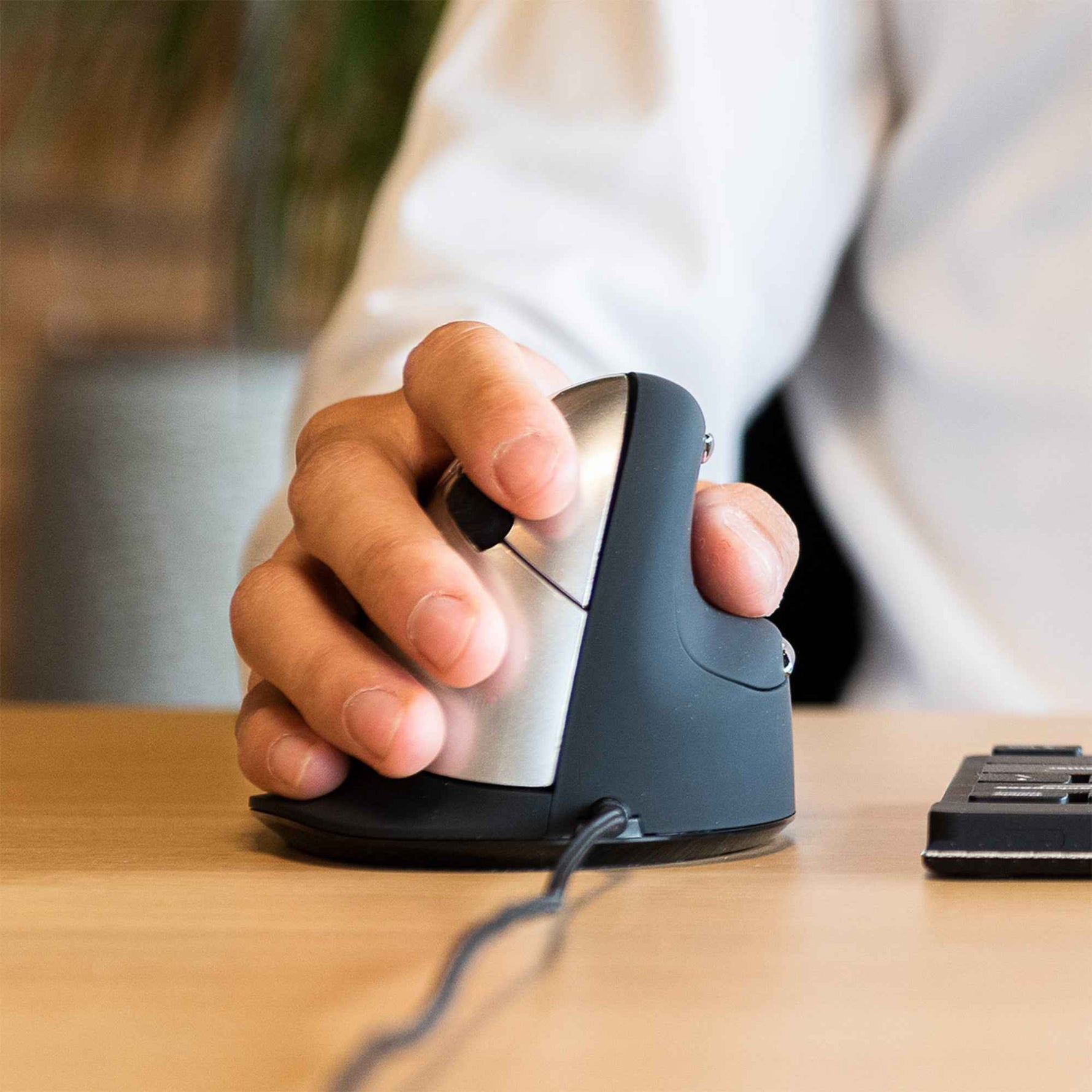 R-Go Tools Optische PC Maus HE Break ergonomisch mittel
