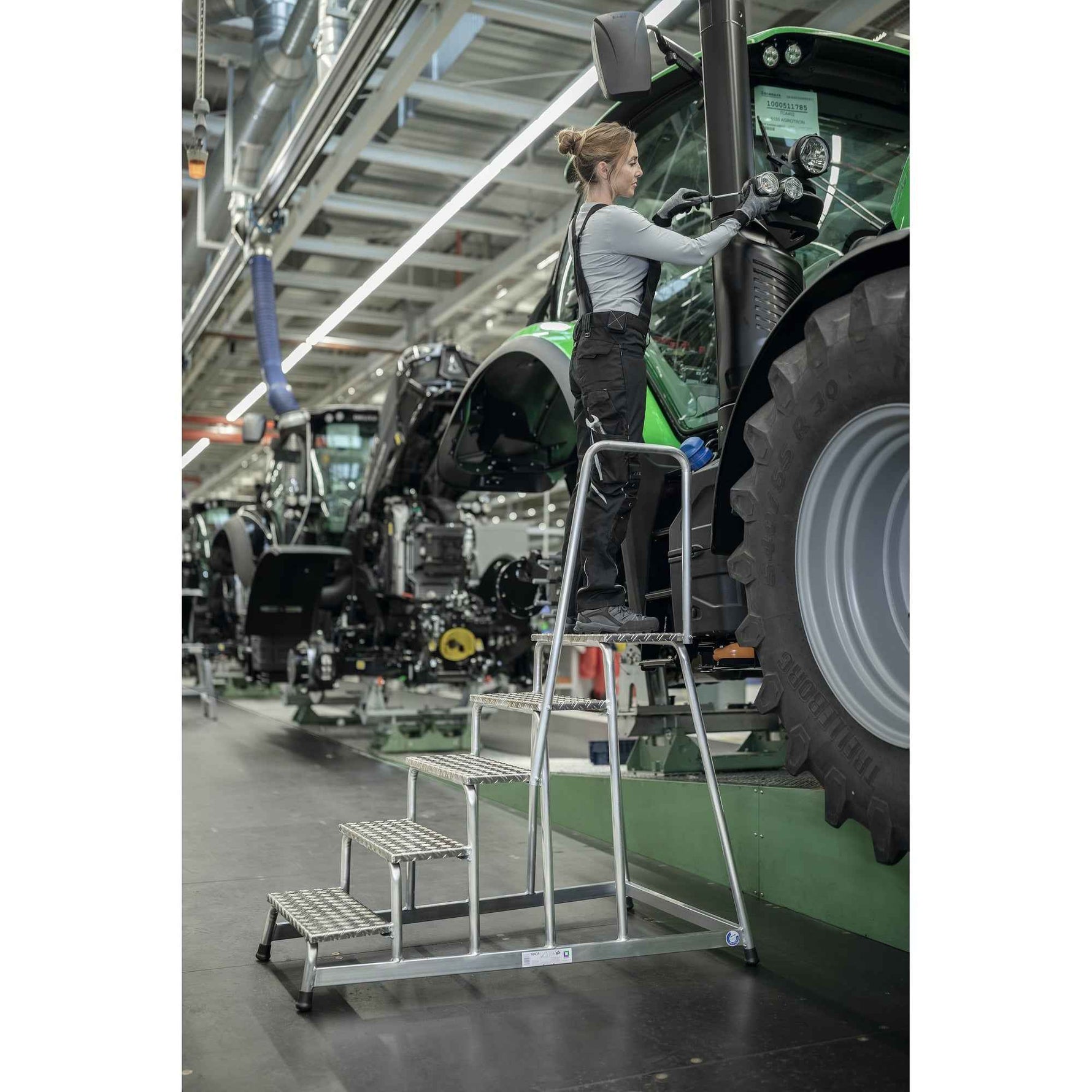 MUNK Podestleiter max. Arbeitshöhe 3 m