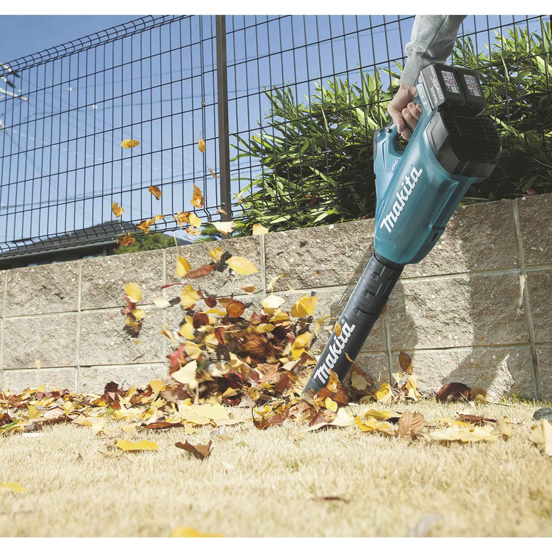 Makita® Laubbläser DUB362 Zubehör erforderlich