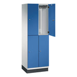 C+P Kleiderspind Cambio 4 Fächer mit Sockel 600 x 1.950 x 525 mm (B x H x T) lichtgrau – Produktbild 2