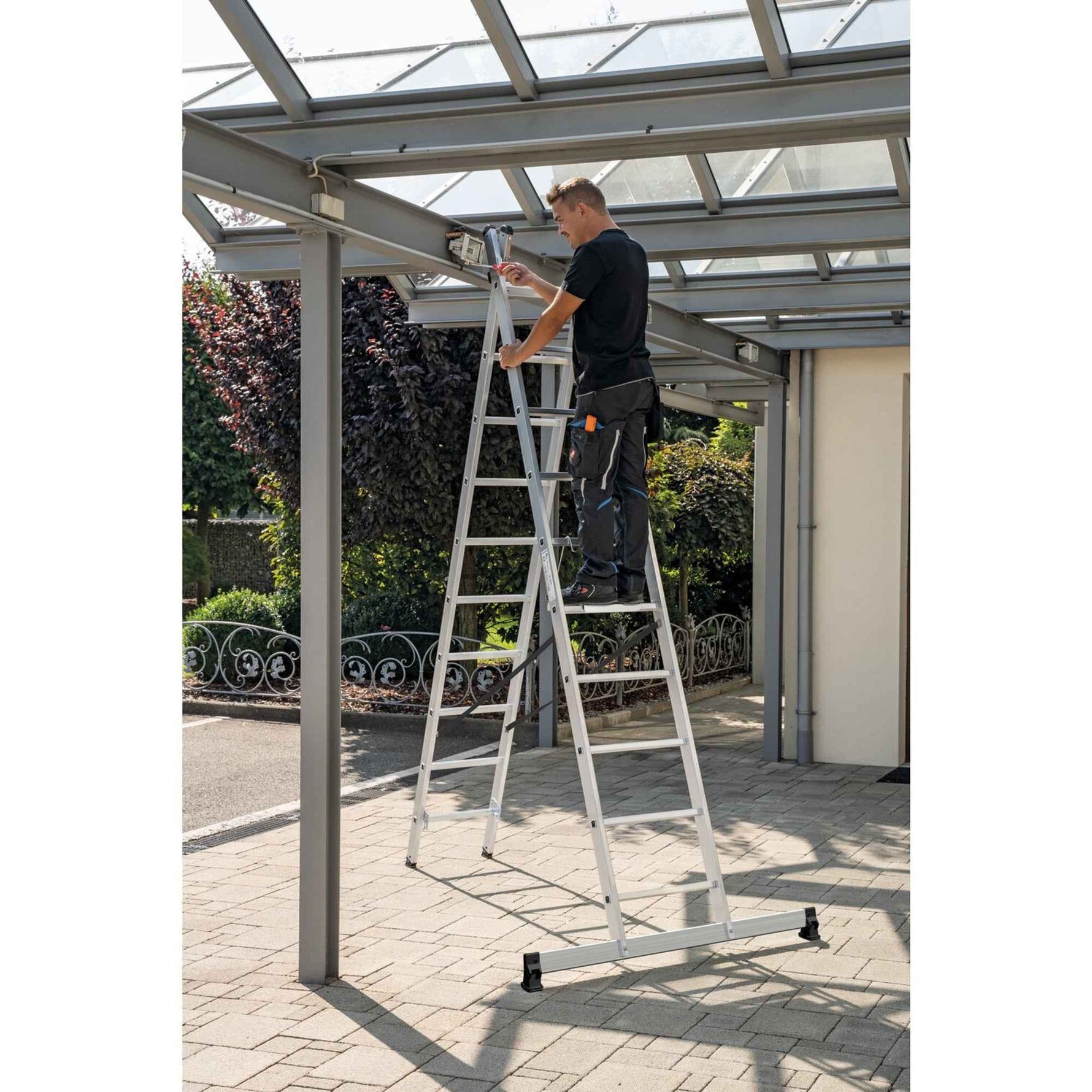 MUNK Multifunktionsleiter max. Arbeitshöhe 8 m