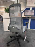 Interstuhl EVERYis1 EV217 Bürostuhl – Netzrücken – Ausstellungsstück – ergonomischer Drehstuhl – Abholung Wiesbaden - Wiepa Bürofachpartner
