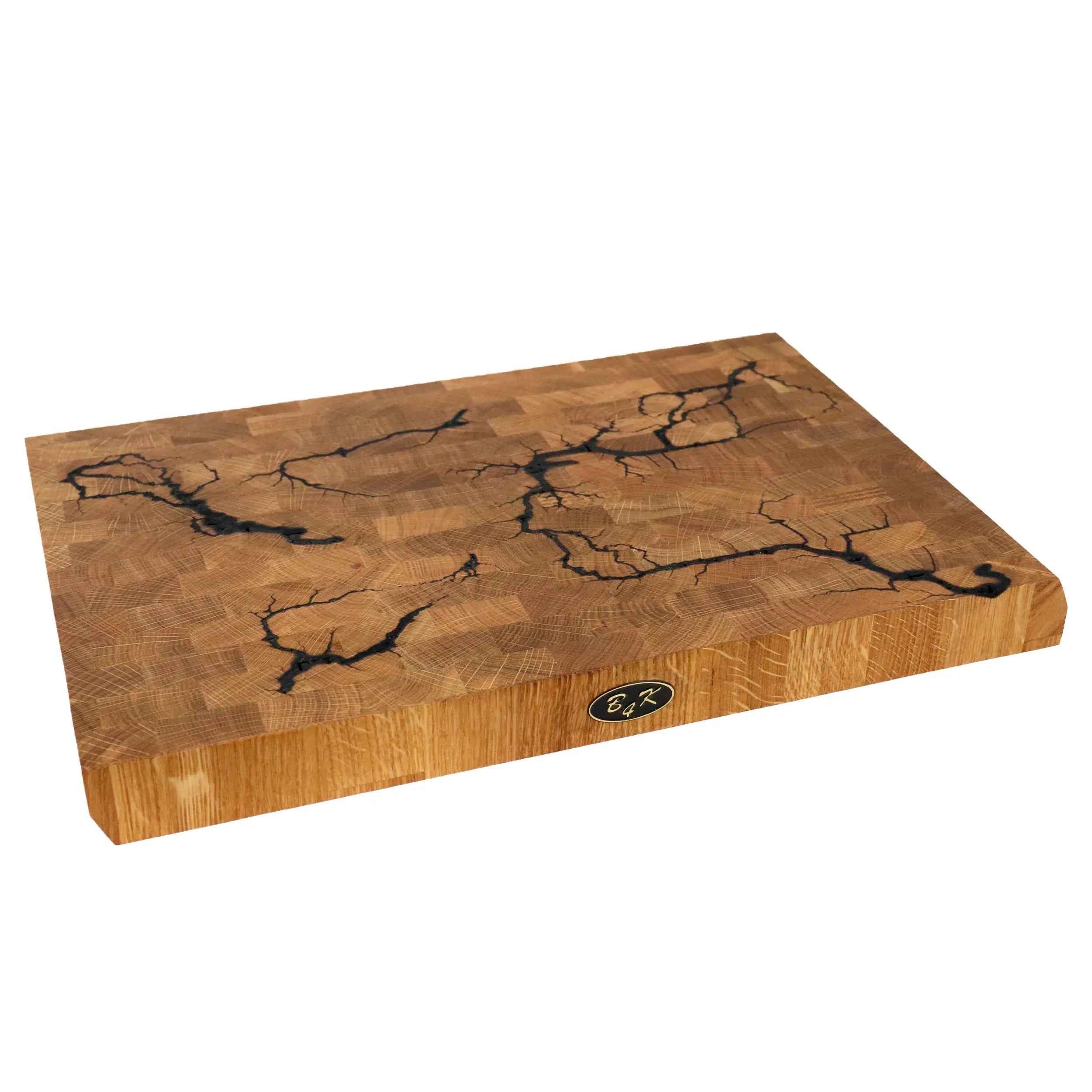 Lichtenberg Designer Stirnholzbrett Eiche 45x30x4cm – Massives Unikat-Schneidebrett
