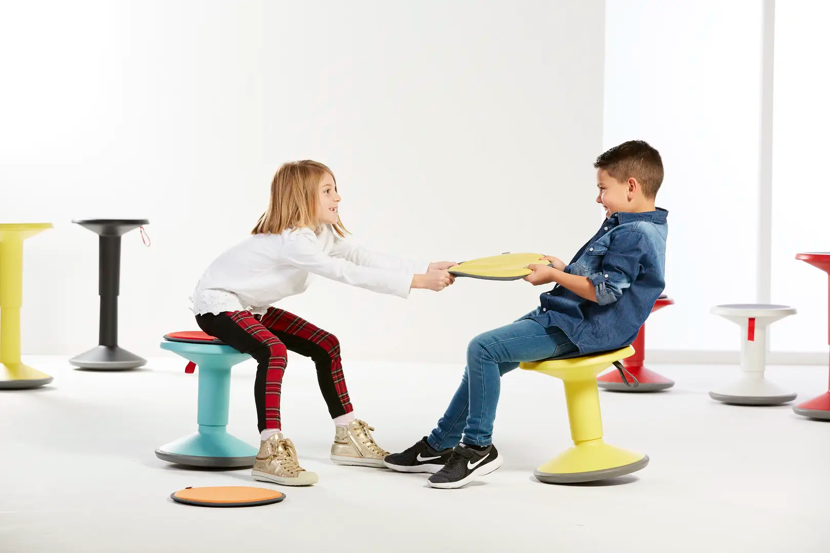 Interstuhl UPis1-Junior Children's Stool