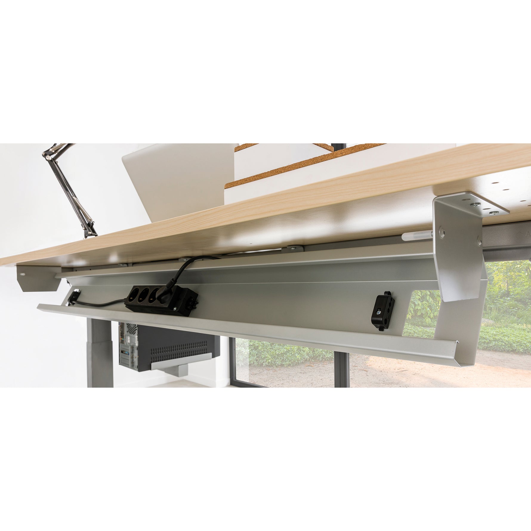 Hammerbacher Kabelkanal 1.262 x 93 x 144 mm (B x H x T)