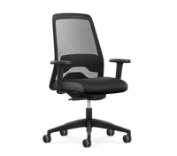 Bürodrehstuhl Wiepa Office Air mit Netzrücken, ergonomischer Sitz und verstellbare Armlehnen, schwarz, auf Schreibtisch gestellt