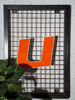 Vintage Leuchtbuchstabe U – Original aus alter Leuchtreklame