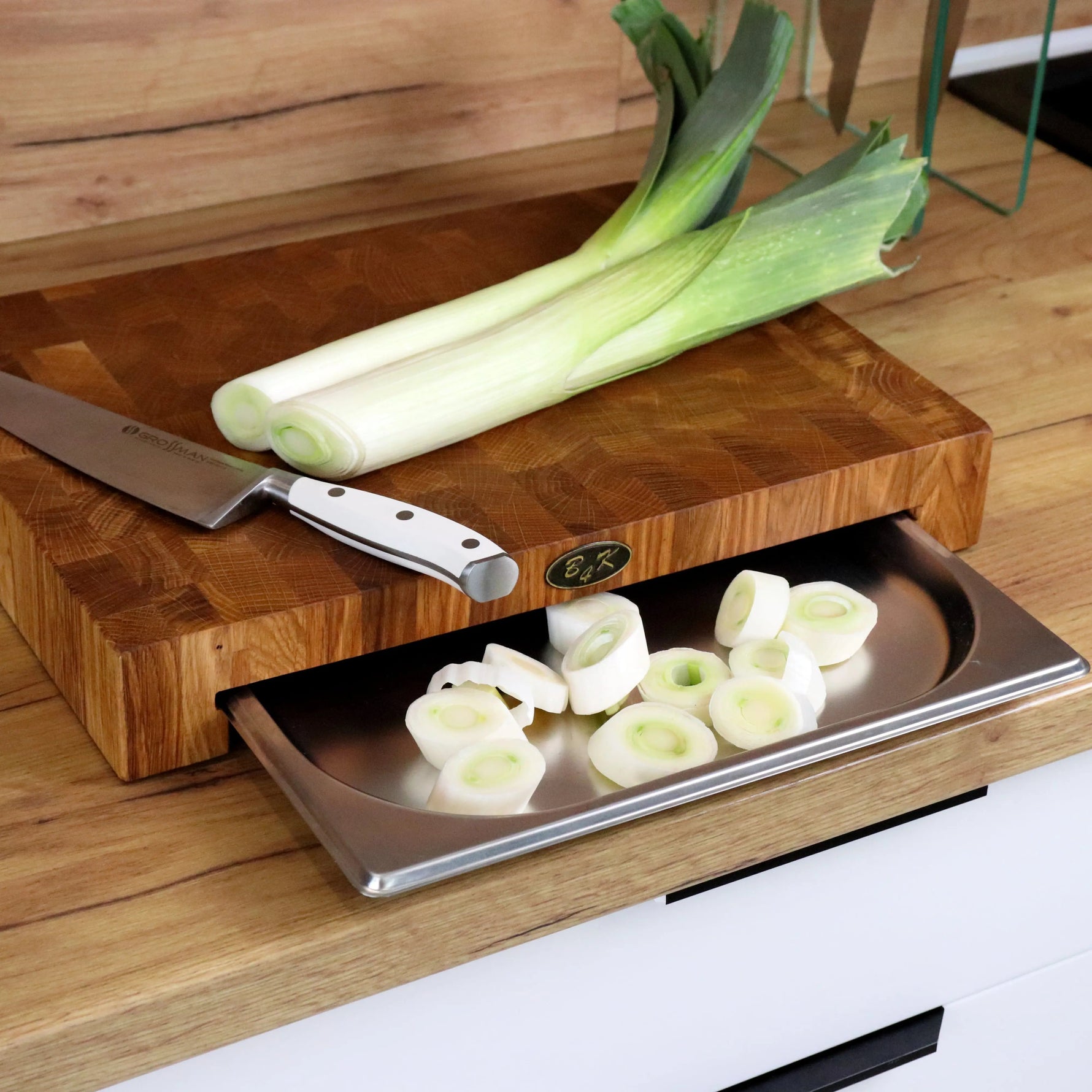 Stirnholz Schneidebrett Eiche 40x30x6cm – Massiv mit Edelstahl-Auffangschale
