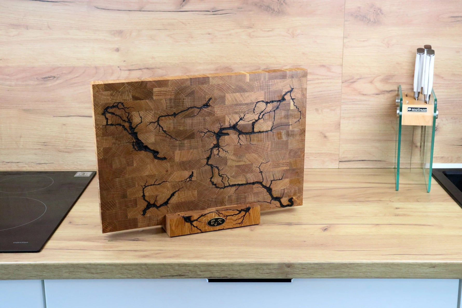 Lichtenberg Designer Stirnholzbrett Eiche 45x30x4cm – Massives Unikat-Schneidebrett