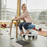 Kinderstuhl Aeris Swoppster in Weiß mit ergonomischem Design für kleine Kinder, ideal für den Schreibtisch im Kinderzimmer