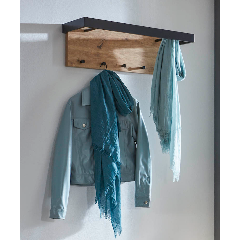 Moderne Wandgarderobe aus Eiche und Schwarz von HAKU, stilvolles Möbelstück mit Haken für Jacken und Accessoires.