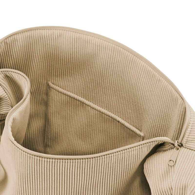 reisenthel Moonbag Cord Umhängetasche 24 Liter – Trendige Halbmondtasche aus recyceltem Polyester mit 2-Wege-Reißverschluss
