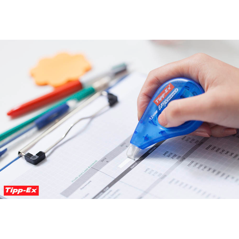 Tipp-Ex® Korrekturroller Easy Correct 4,2 mm x 12 m – Präzision im Büroalltag – Produktbild 4