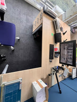 2× OKA Eckschreibtisch 180 cm – mit Kabelkanal & Rollcontainer – Ausstellungsstück – Abholung Wiesbaden - Wiepa Bürofachpartner