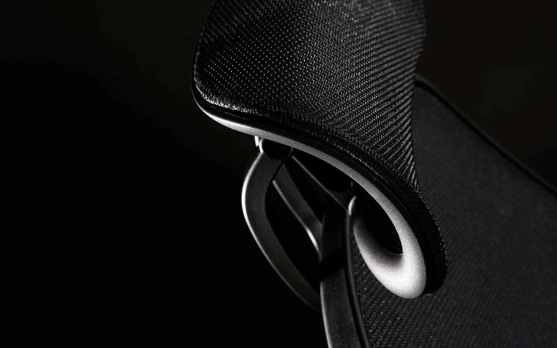 Mesh-Bürostuhl XXL Air von Wiepa Bürofachpartner mit atmungsaktivem Netzmaterial und ergonomischem Design.